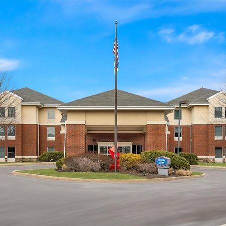 Hampton Inn & Suites Newtown Yardley Екстер'єр фото